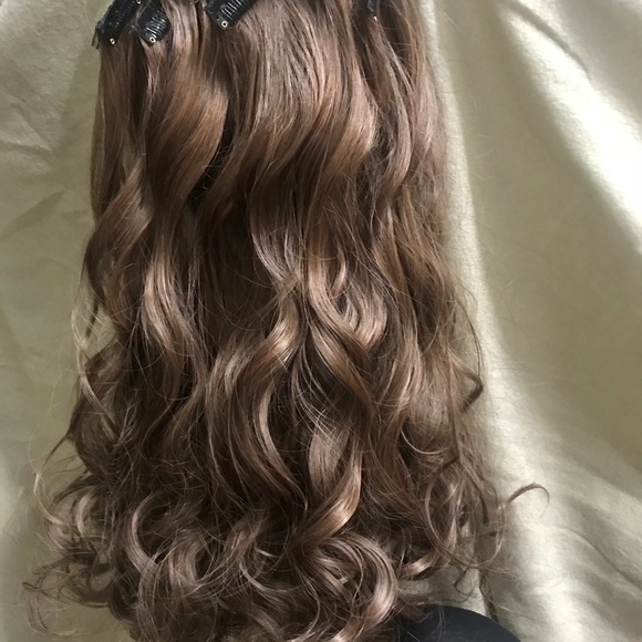 24” 16 Clips hair extension clip in main image 5